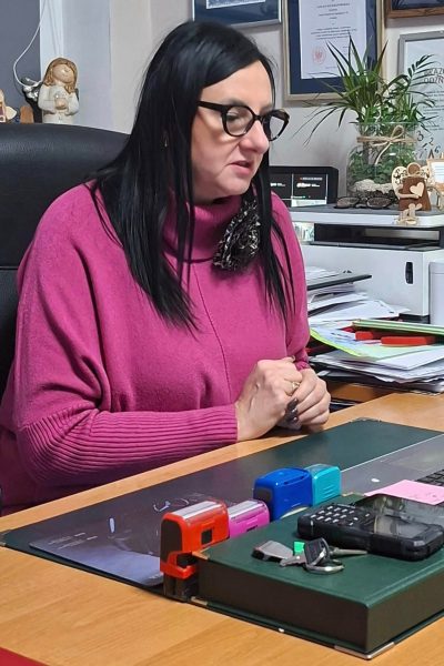 598814605_122149150688821136_5582436395931672642_n_10x1523Pion_galeriadruku